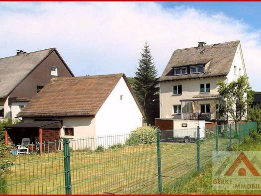 Mehrfamilienhaus zum Kauf 159.000 € 7 Zimmer 156 m² 2.275 m² Grundstück Nuttlar Bestwig / Nuttlar 59909