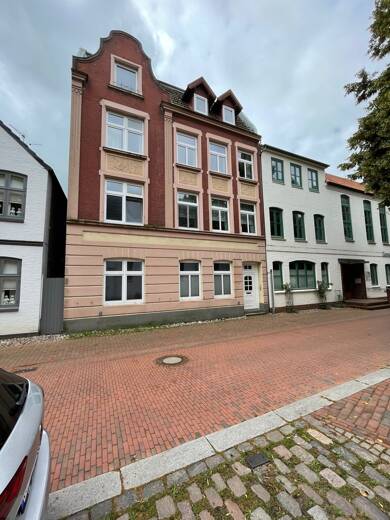 Wohnung zum Kauf 59.500 € 3 Zimmer 88 m² EG Glückstadt 25348