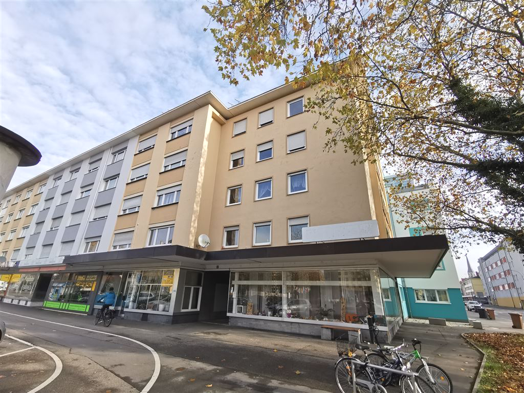 Wohnung zum Kauf als Kapitalanlage geeignet 235.000 € 3 Zimmer 97 m²<br/>Wohnfläche Ekkehard - Realschule 2 Singen (Hohentwiel) 78224