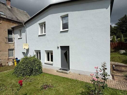 Doppelhaushälfte zum Kauf 119.000 € 4 Zimmer 110,8 m² 502 m² Grundstück Lugau Lugau , Erzgeb 09385