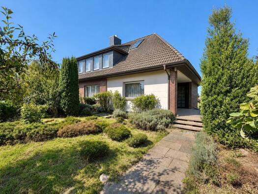 Einfamilienhaus zum Kauf 425.000 € 6 Zimmer 201,7 m² 825 m² Grundstück Klein Heidorn Wunstorf 31515