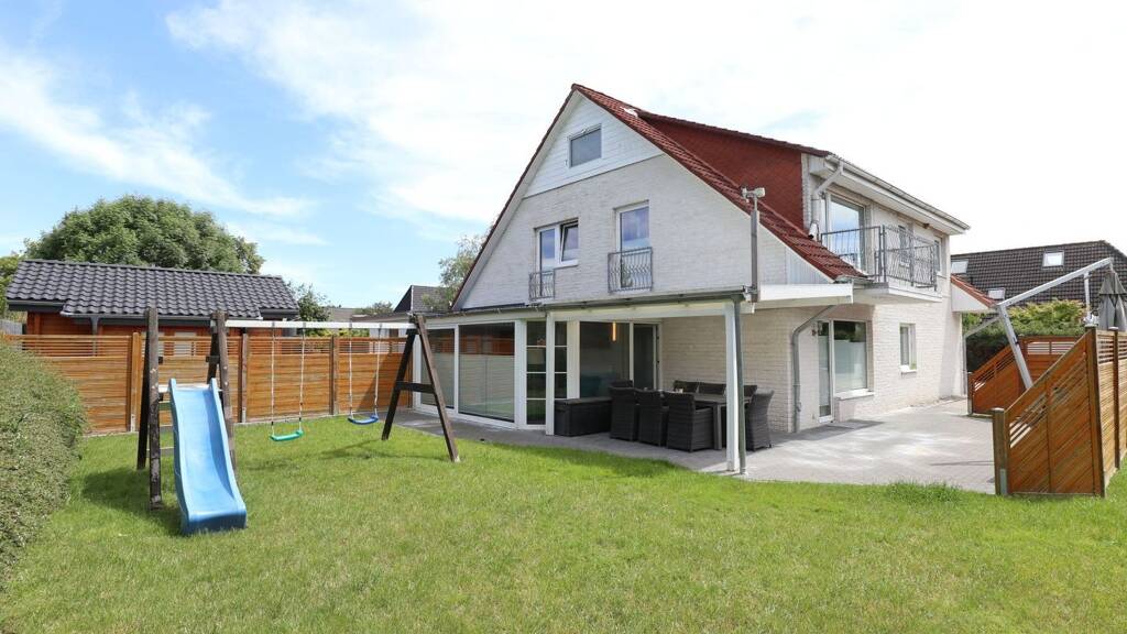 Ihr Ankerplatz im Ostseebad Boltenhagen - Attraktives Zweifamilienwohnhaus in zentrumsnaher Lage