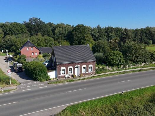 Einfamilienhaus zum Kauf 397.000 € 5 Zimmer 124 m² 1.300 m² Grundstück Hüls Krefeld / Hüls 47839