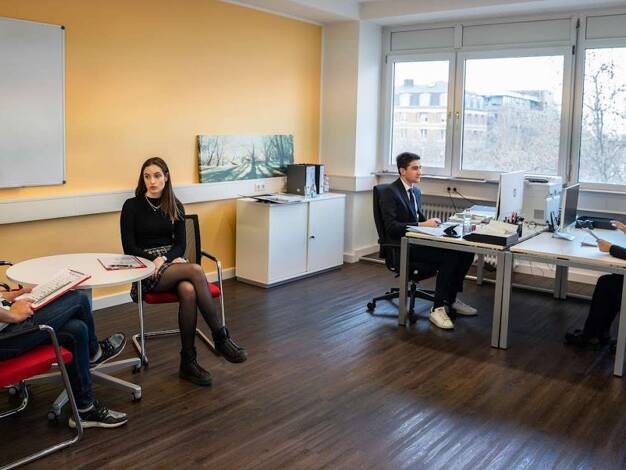 Bürofläche zur Miete provisionsfrei 24 m² Bürofläche teilbar ab 7 m² Hanauer Landstraße 204 Ostend Frankfurt am Main 60314
