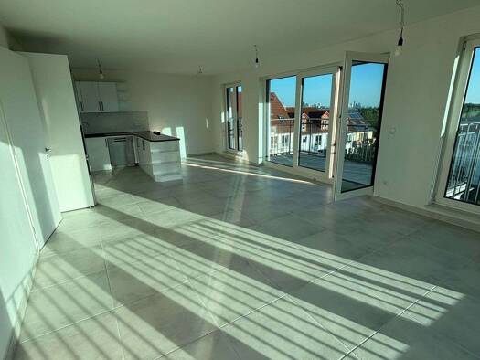 Studio zur Miete 1.650 € 3 Zimmer 89 m² EG frei ab 01.10.2025 Frankfurt am Main 60437