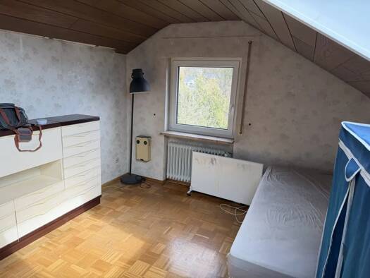 WG-Zimmer zur Miete 300 € 15 m² Geschoss 1/2 frei ab sofort Heinkelstraße 12 Stadtgebiet Göppingen 73033