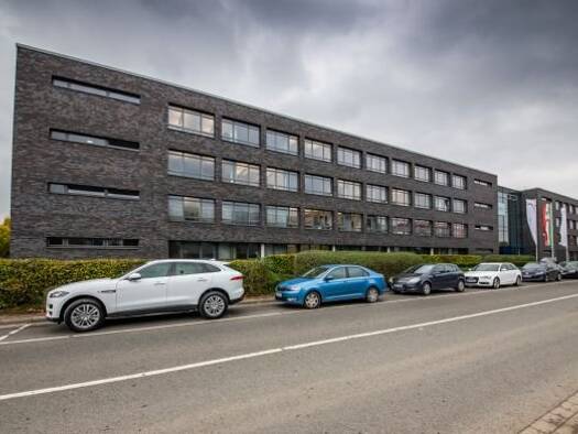 Bürokomplex zur Miete provisionsfrei 7,99 € 18 Zimmer 588,2 m² Bürofläche teilbar von 17,7 m² bis 47 m² Siemensstr. 42 Westerbönen Bönen 59199