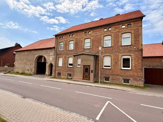 Mehrfamilienhaus zum Kauf 389.000 € 13 Zimmer 490 m² 2.000 m² Grundstück Alleringersleben Ingersleben 39343