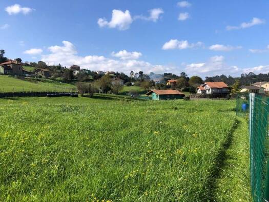 Acker-/Waldstück zum Kauf 115.000 € Gijón / Xixón 33392