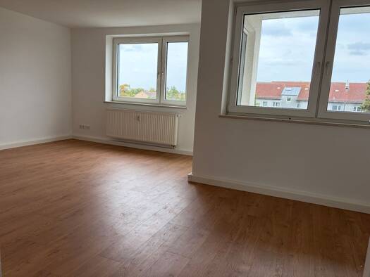 Wohnung zur Miete 803 € 4 Zimmer 78 m² 3. Geschoss frei ab 01.10.2026 Messerschmittstraße 9 Manching Manching 85077