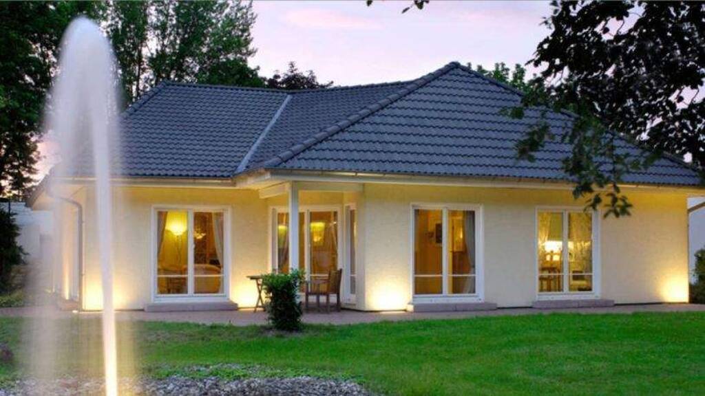 Reihenmittelhaus zum Kauf 100.000 € 1 Zimmer frei ab sofort Unterföhring 85774