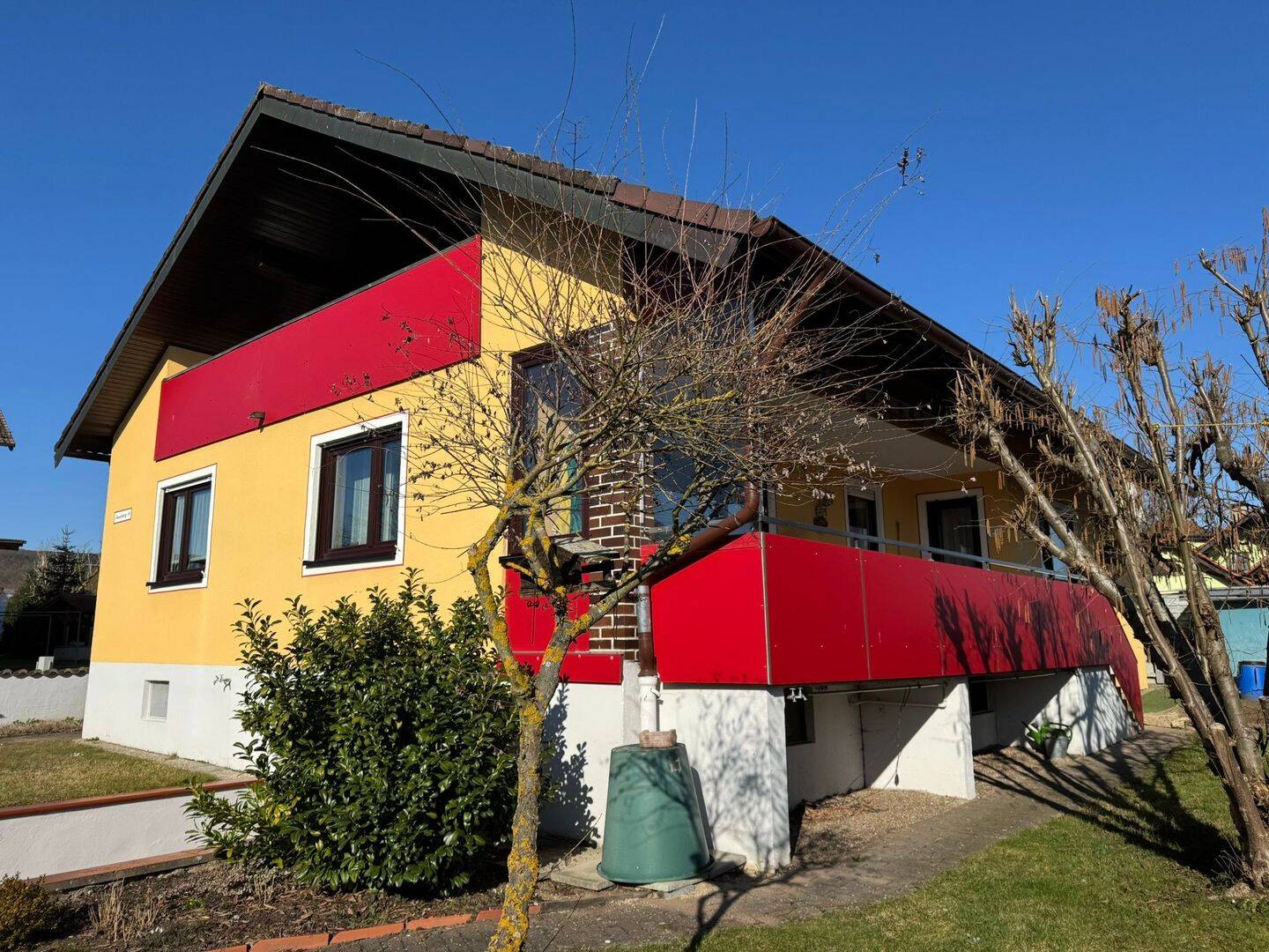 Immobilie in Frensdorf - Einfamilienhaus mit Garage und Carport in Frensdorf OT Reundorf - Bild 0