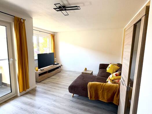 Wohnung zur Miete 700 € 3 Zimmer 76 m² Geschoss 2/3 frei ab 01.10.2026 Weidhausen Weidhausen b.Coburg 96279