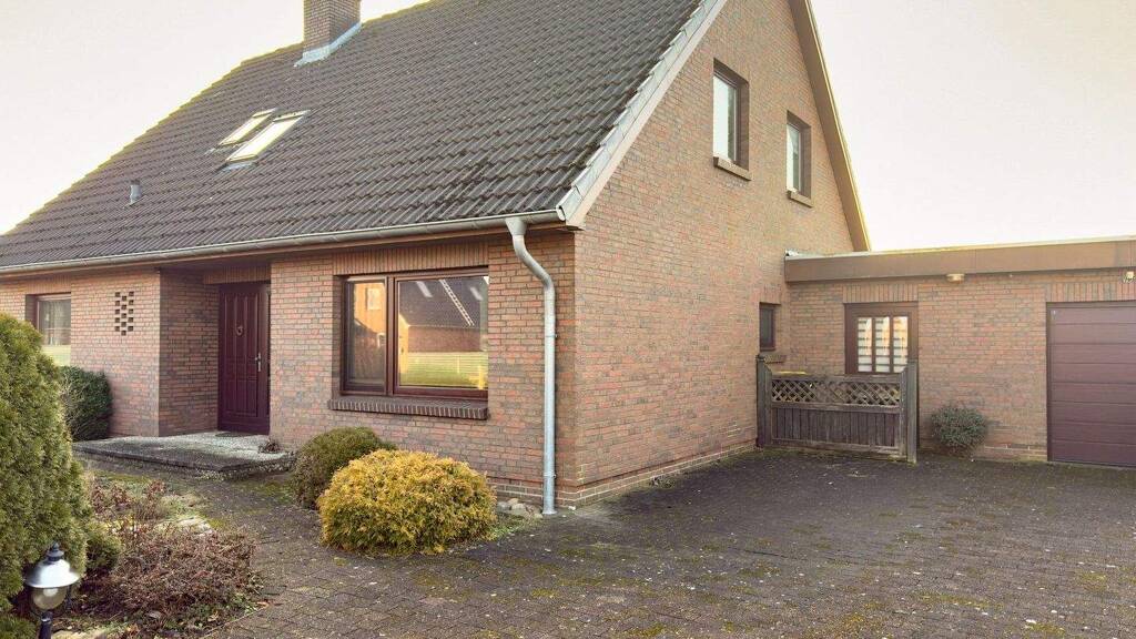 Einfamilienhaus zum Kauf 299.000 € 6 Zimmer 161 m² 939 m² Grundstück Nübbel 24809