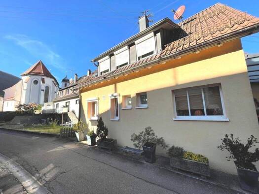 Einfamilienhaus zum Kauf 398.000 € 7,5 Zimmer 119 m² 187 m² Grundstück Wiesensteig 73349