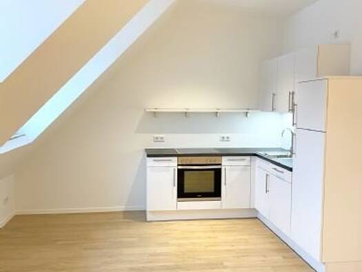 Studio zur Miete 520 € 1 Zimmer 29 m² 4. Geschoss frei ab 01.12.2025 Bahnhofstraße 14 Haidenhof-Nord Passau 94032