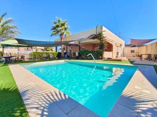 Villa zum Kauf 430.000 € 3 Zimmer 140 m² 800 m² Grundstück garcia lorca 27 Torrevieja 03184