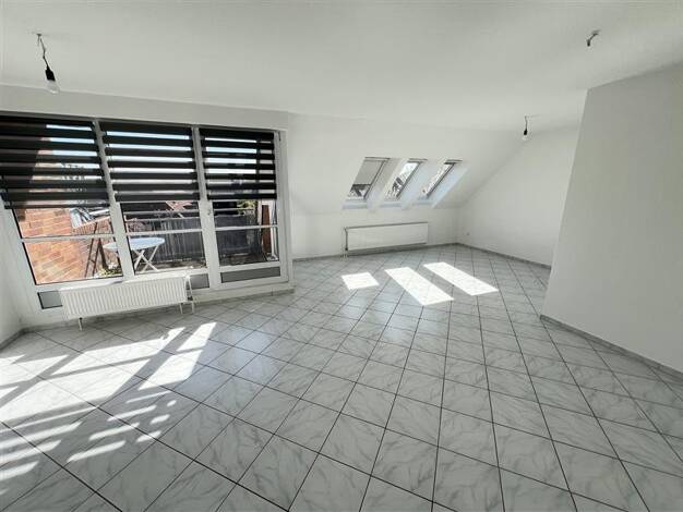 Wohnung zur Miete 1.096 € 3 Zimmer 100,2 m² 3. Geschoss frei ab 22.04.2026 Marggrafstraße 3 Sehnde 31319