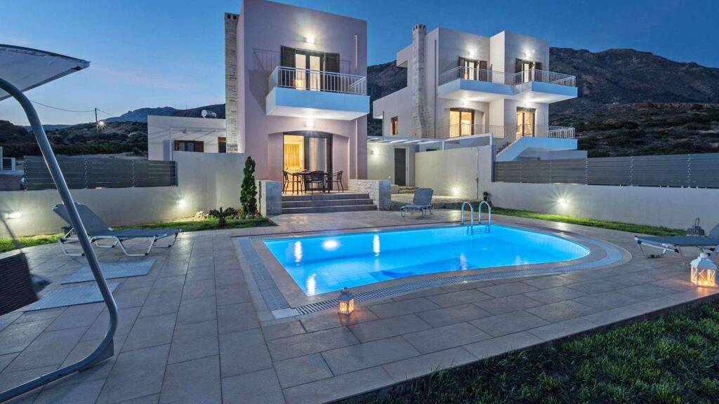 Haus zum Kauf 1.200.000 € 16 Zimmer 311 m² 4.000 m² Grundstück Triopetra