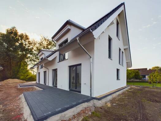 Doppelhaushälfte zum Kauf - Erstbezug 399.000 € 4 Zimmer 146 m² 232 m² Grundstück Neustadt am Rübenberge 31535