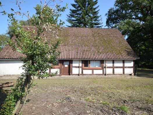 Einfamilienhaus zum Kauf 105.000 € 5 Zimmer 130 m² 6.700 m² Grundstück Drebber 49457