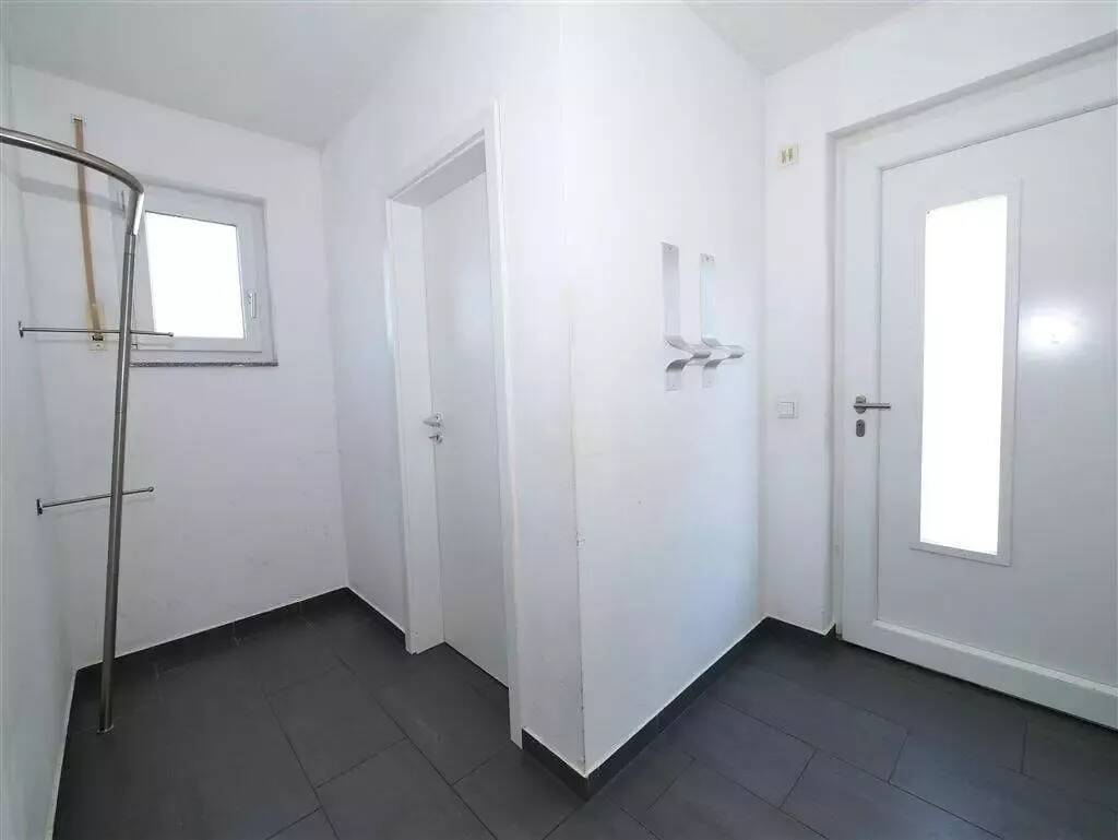Reihenhaus zur Miete – další