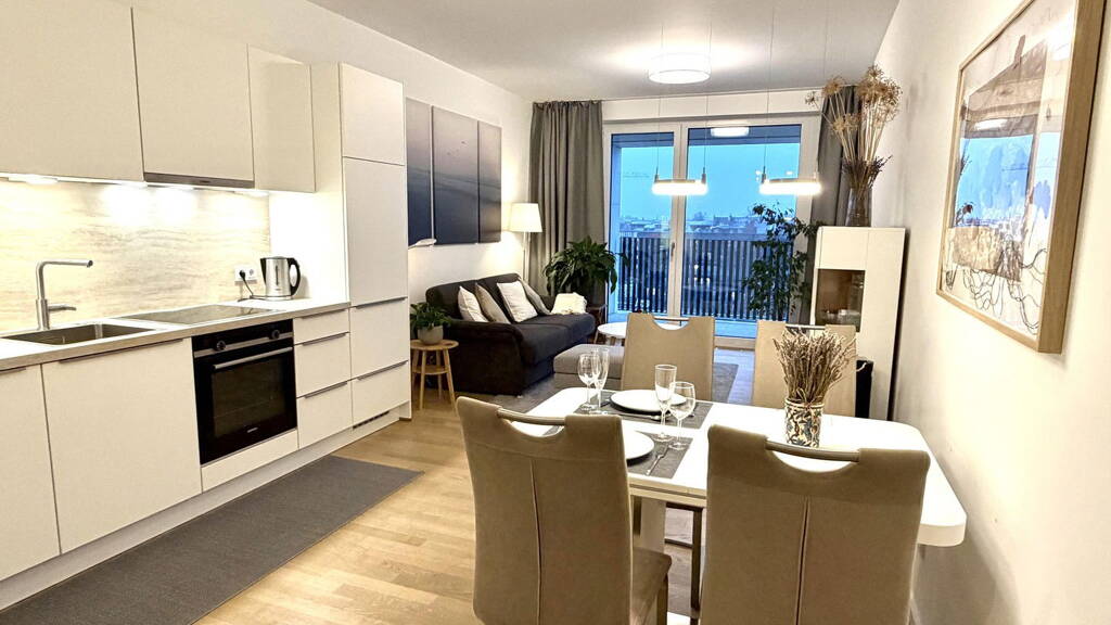 Wohnung zur Miete 1.730 € 2 Zimmer 57 m² 5. Geschoss Mühlenstrasse 20 Friedrichshain Berlin 10243