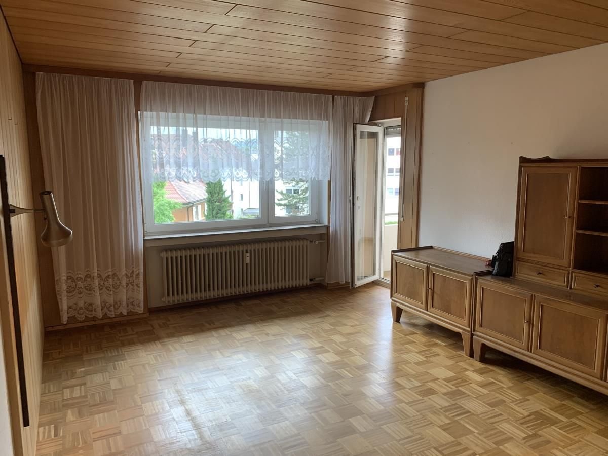 Wohnung zum Kauf provisionsfrei 239.000 € 3 Zimmer 74 m²<br/>Wohnfläche 3.<br/>Geschoss ab sofort<br/>Verfügbarkeit Hegau - Gymnasium 6 Singen 78224