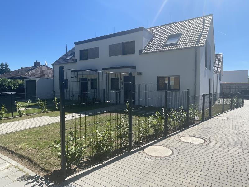 Doppelhaushälfte zum Kauf provisionsfrei 1.394.000 € 6 Zimmer 165,1 m²<br/>Wohnfläche 285 m²<br/>Grundstück Wahlbezirk 01 Bad Homburg 61350