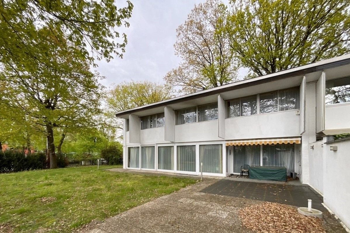 Bungalow zum Kauf 799.000 € 5 Zimmer 180 m²<br/>Wohnfläche 754 m²<br/>Grundstück Walldorf Mörfelden-Walldorf 64546