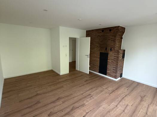 Wohnung zur Miete 660 € 2 Zimmer 56 m² Geschoss 3/4 frei ab sofort West Kassel 34119