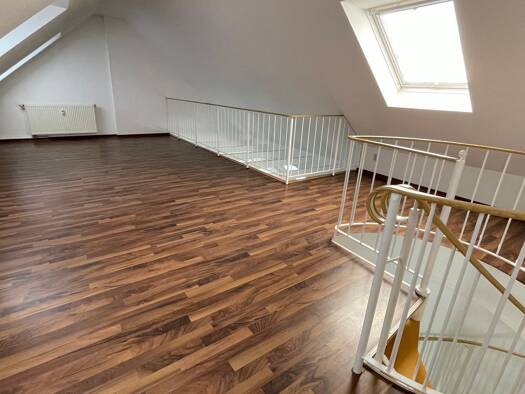 Maisonette zur Miete 690 € 4 Zimmer 105 m² 4. Geschoss Winklerstraße 26 Schloßchemnitz Schloßchemnitz 09113