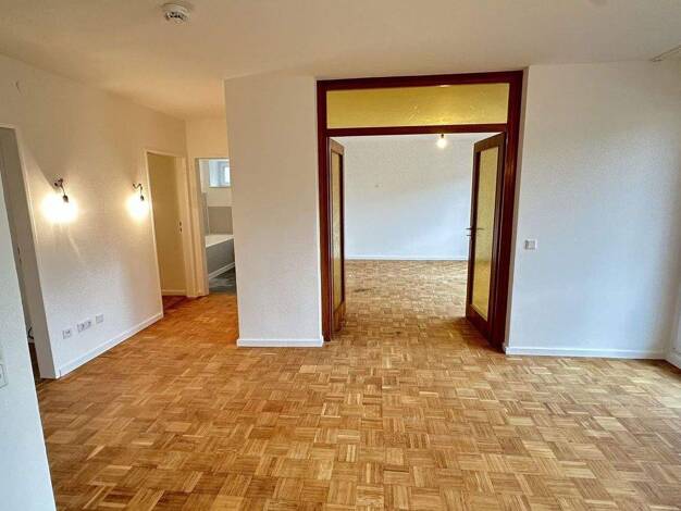 Wohnung zur Miete 1.000 € 3 Zimmer 74 m² EG frei ab 01.04.2026 Gerbrunn 97218