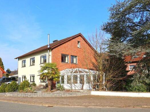 Einfamilienhaus zum Kauf 345.000 € 8 Zimmer 225 m² 913 m² Grundstück Preußisch Oldendorf 32361