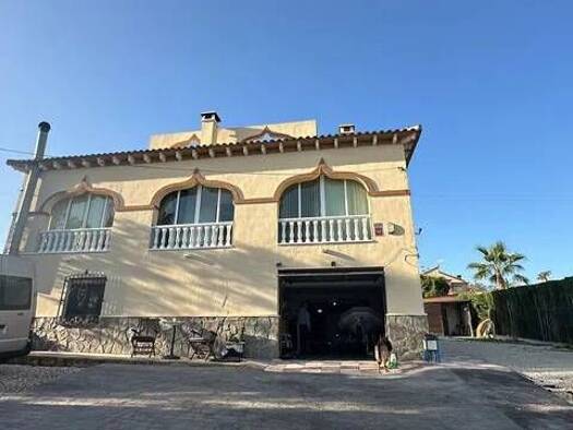Chalet zum Kauf 420.000 € 6 Zimmer 400 m² Almoradí Almoradí 03179