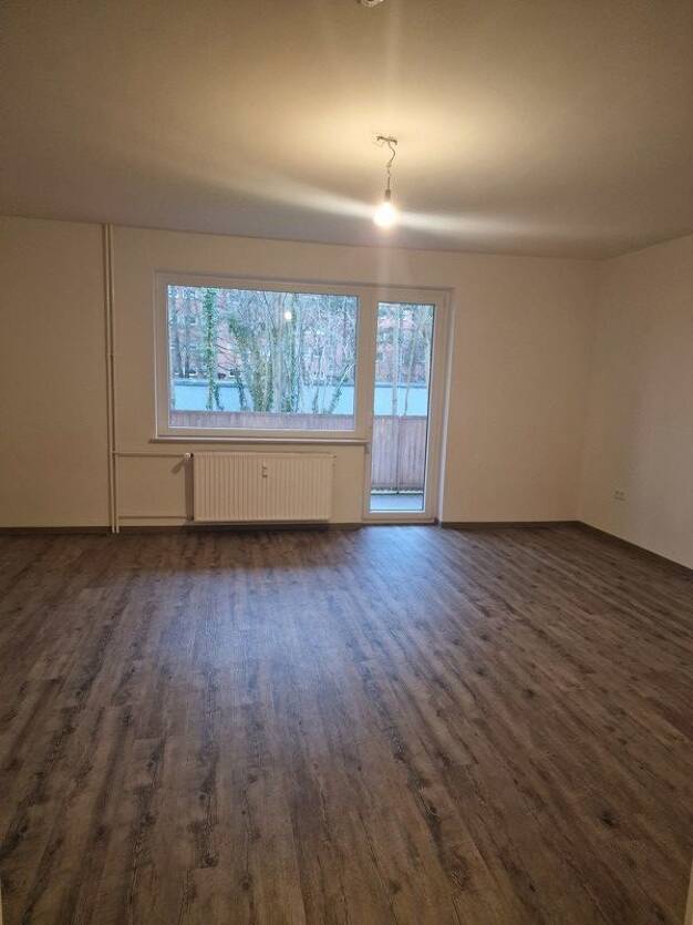 Wohnung zur Miete 580 € 2 Zimmer 61,1 m² 3. Geschoss frei ab 01.08.2025 Tilsitstr. 35 Kücknitz Lübeck 23569