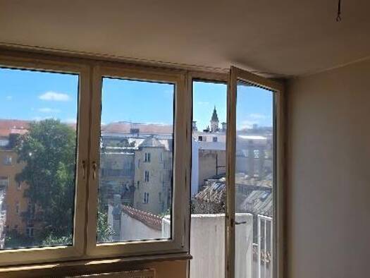 Wohnung zur Miete 750 € 1 Zimmer 21 m² Geschoss 4/7 frei ab sofort Maxvorstadt München 80799