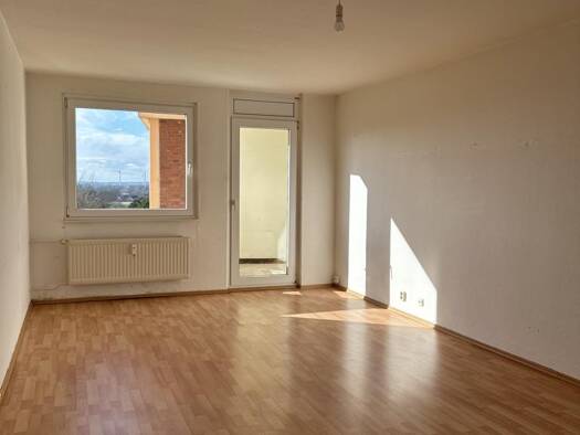 Wohnung zur Miete 695 € 2,5 Zimmer 81 m² 5. Geschoss Randersstraße 6 Mettenhof Kiel 24109