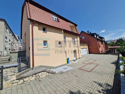 Haus zum Kauf 375.000 € 6 Zimmer 201 m² Gospić