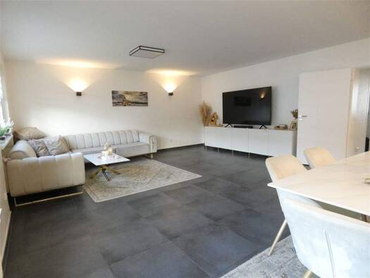 Wohnung zum Kauf 399.000 € 3 Zimmer 105 m² 2. Geschoss Südstadt Fürth 90763