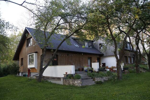 Einfamilienhaus zur Miete 2.000 € 7 Zimmer 156 m² 2.000 m² Grundstück frei ab 01.10.2025 Dachau Dachau 85221
