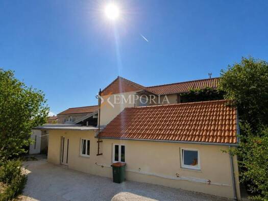 Haus zum Kauf 213.000 € 2 Zimmer 113 m² Zemunik Donji
