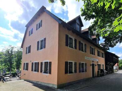 Restaurant zum Kauf 695.000 € 357 m² Gastrofläche 1.053 m² Grundstück Heilinghausen Regenstauf 93128