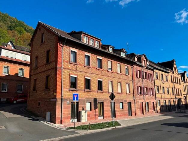 Doppelhaushälfte zum Kauf 139.000 € 7 Zimmer 122 m² 72 m² Grundstück Klingenberg Klingenberg a. Main 63911