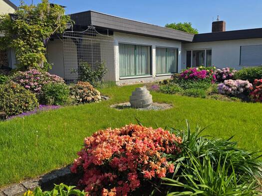 Bungalow zum Kauf provisionsfrei 520.000 € 7 Zimmer 262 m² 624 m² Grundstück frei ab 01.09.2026 Gochsheim 97469