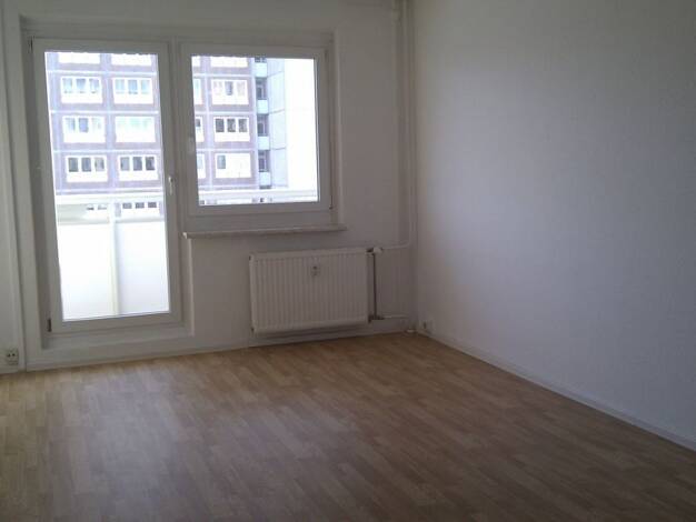 Wohnung zur Miete 551 € 4 Zimmer 88,4 m² 4. Geschoss Stuttgarter Allee 21 Grünau-Mitte West 04209