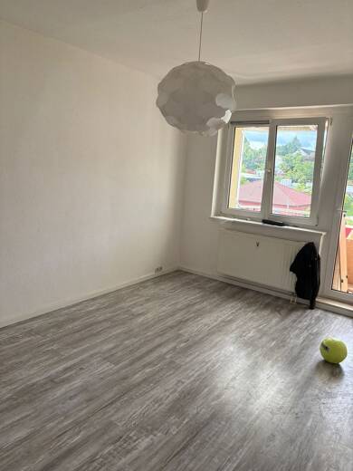 Wohnung zur Miete 350 € 2 Zimmer 52,8 m² 3. Geschoss frei ab 01.07.2025 Am Hainberg 5a Mihla Amt Creuzburg / Mihla 99831
