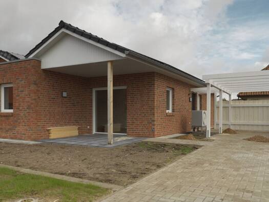 Doppelhaushälfte zur Miete 750 € 2 Zimmer 78,1 m² 255 m² Grundstück frei ab sofort Werlte 49757