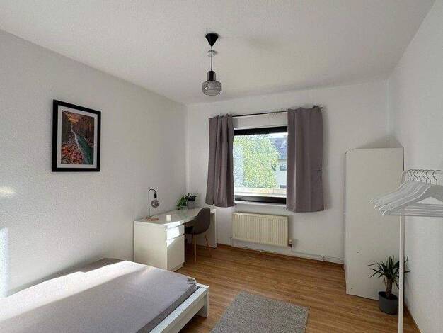 Wohnung zur Miete 590 € 1 Zimmer 30 m² 3. Geschoss frei ab sofort Klamannstr. Reinickendorf Berlin 13407