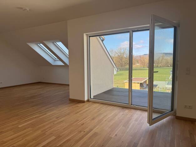 Wohnung zum Kauf provisionsfrei 4 Zimmer 126 m² 2. Geschoss frei ab sofort Lobeda Jena 07747